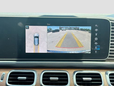 Used 2022 Mercedes-Benz GLE 350 4MATIC image 33