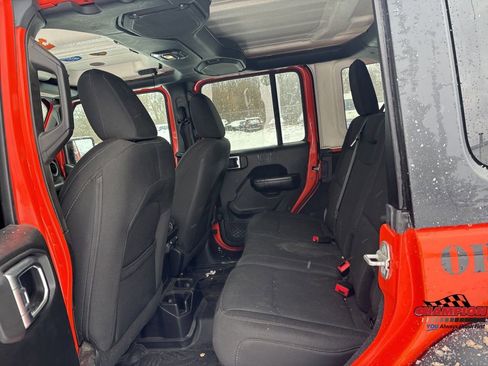 Used 2018 Jeep Wrangler Unlimited Sport S image 29