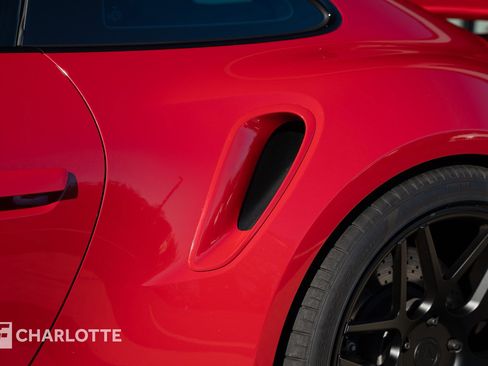 Used 2023 Porsche 911 Turbo image 10