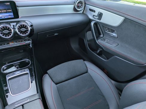Certified 2025 Mercedes-Benz CLA 250 image 19
