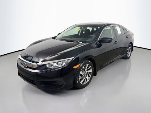 Used 2018 Honda Civic EX image 3
