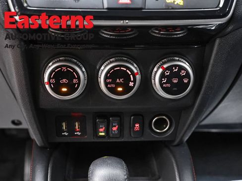 Used 2022 Mitsubishi Outlander Sport SE FWD image 19