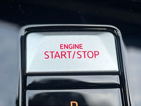 New 2025 Volkswagen GTI SE image 17