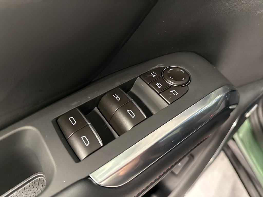 New 2027 Chevrolet Traverse RS AWD/4WD image 28