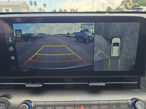 Used 2024 Hyundai Kona Limited FWD image 19
