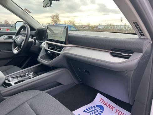 New 2026 Ford Explorer Active image 17