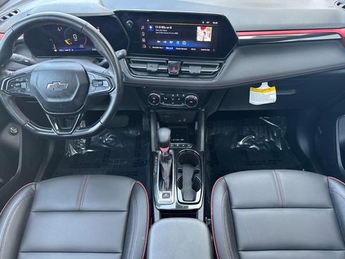 Used 2024 Chevrolet TrailBlazer RS w/ Convenience Package AWD/4WD image 16