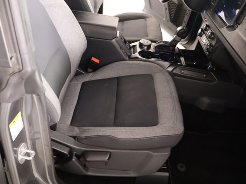 Used 2025 Ford Bronco Big Bend image 14