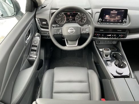 New 2026 Nissan Rogue SV w/ SV Premium Package image 16