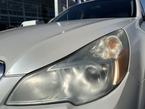 Used 2014 Subaru Outback 2.5i Limited image 11