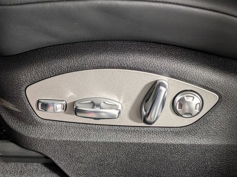 New 2026 Porsche Macan AWD/4WD image 29