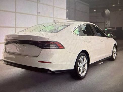 Used 2024 Honda Accord LX image 2