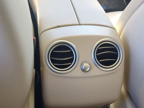 Used 2022 Mercedes-Benz GLC 300 image 12