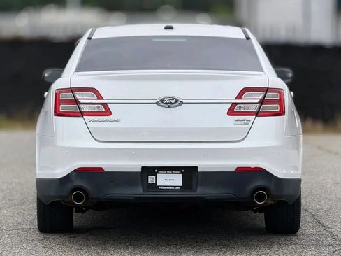 Used 2014 Ford Taurus SEL w/ Equipment Group 201A AWD/4WD image 4