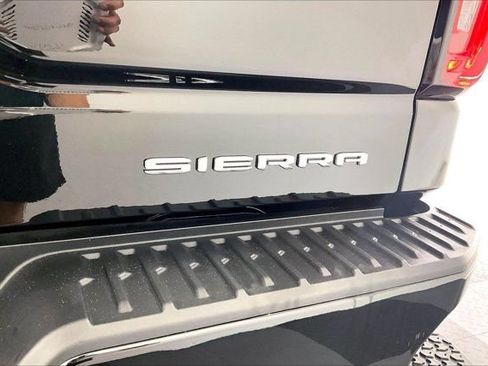 Used 2026 GMC Sierra 1500 Denali AWD/4WD image 31