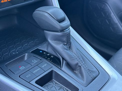 Used 2025 Toyota RAV4 XLE w/ Weather Package image 19