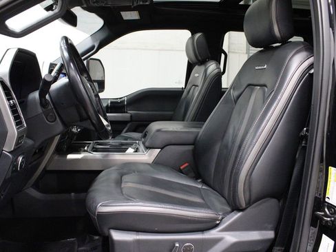 Used 2022 Ford F350 Platinum w/ FX4 Off-Road Package AWD/4WD image 14