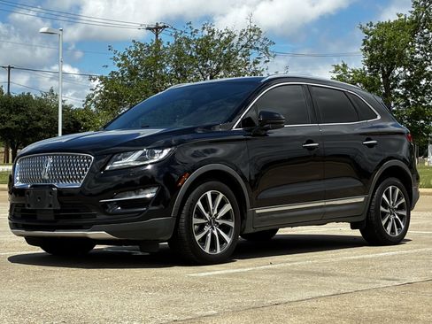 Used 2019 Lincoln MKC Reserve w/ MKC Climate Package FWD image 18