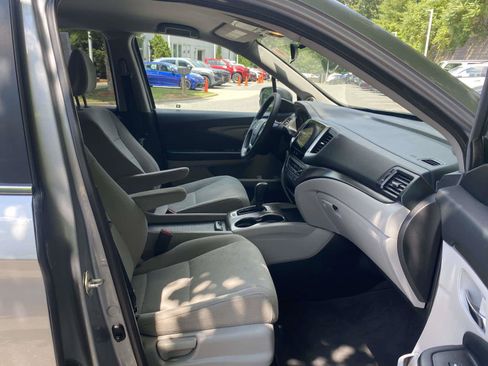 Used 2017 Honda Pilot EX image 33