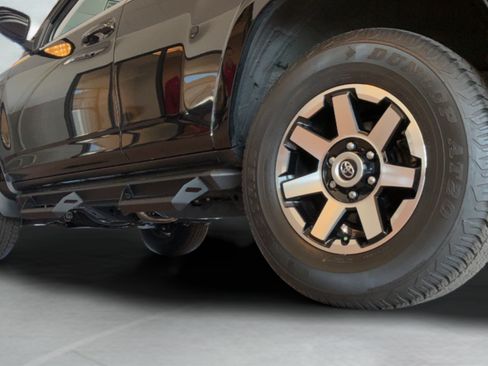Used 2023 Toyota 4Runner TRD Off-Road Premium w/ Moonroof Package AWD/4WD image 57