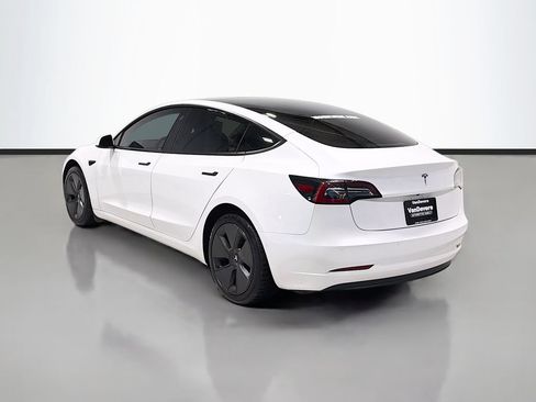 Used 2021 Tesla Model 3 Standard Range Plus RWD image 7