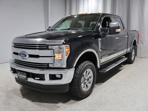 Used 2018 Ford F250 Lariat w/ Lariat Ultimate Package AWD/4WD image 6