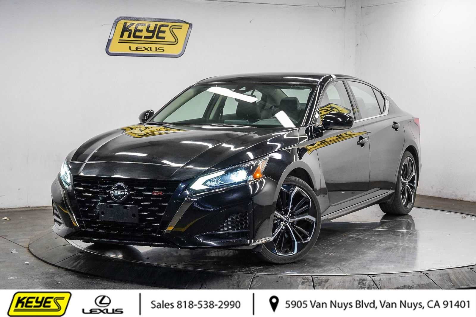 Used 2024 Nissan Altima 2.5 SR FWD image 1