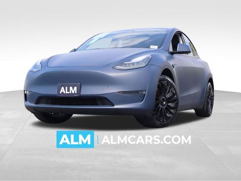 Used 2020 Tesla Model Y Long Range image 1