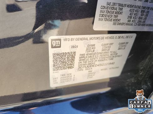 Used 2025 GMC Sierra 1500 SLT image 37