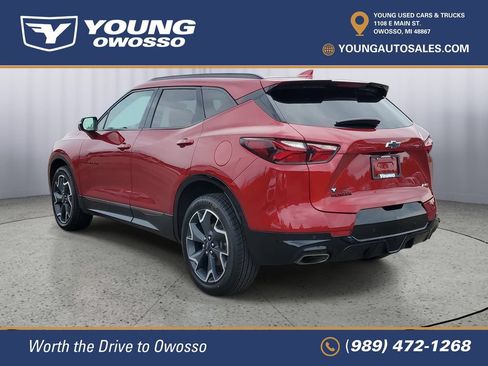 Used 2021 Chevrolet Blazer RS w/ Enhanced Convenience Package FWD image 4