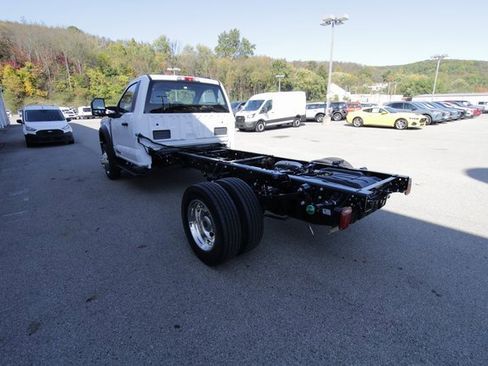 New 2024 Ford F550 4x4 Regular Cab Super Duty image 5