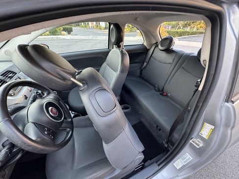 Used 2015 FIAT 500 Pop FWD image 12