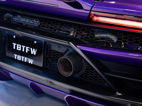 Used 2023 Lamborghini Huracan EVO RWD image 17