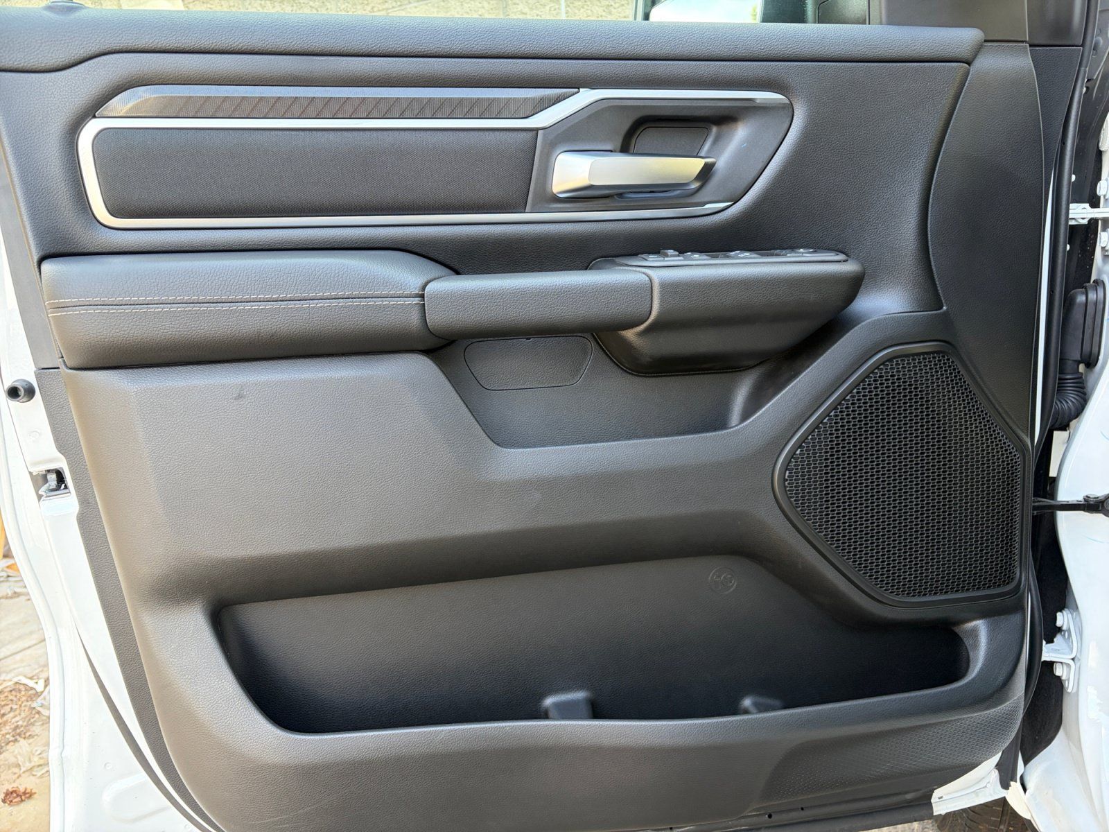 New 2026 RAM 1500 Big Horn AWD/4WD image 9