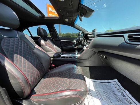 Used 2019 Genesis G70 3.3T Advanced w/ Sport Package RWD image 28