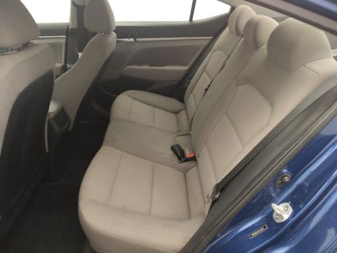 Used 2020 Hyundai Elantra SEL FWD image 18