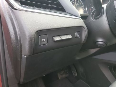 Used 2024 Buick Enclave Premium image 17