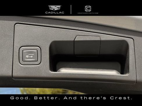 Used 2025 Cadillac XT4 Premium Luxury FWD image 29