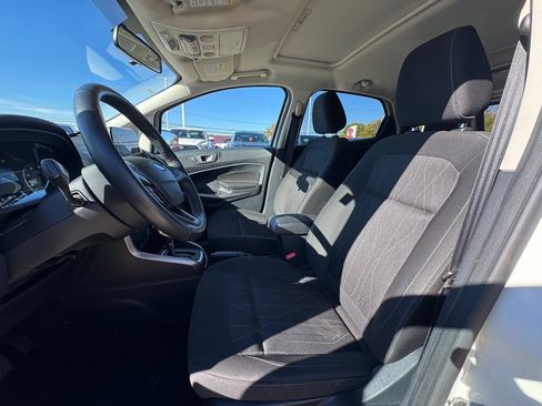 Used 2020 Ford EcoSport SE image 8
