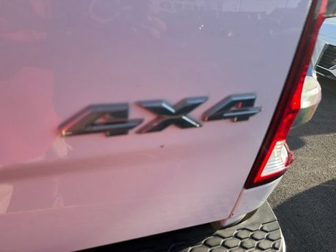 Used 2016 RAM 2500 Tradesman w/ Chrome Appearance Group AWD/4WD image 8