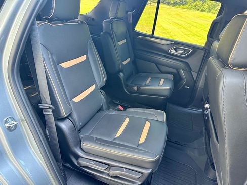 Used 2024 GMC Yukon AT4 w/ Technology Package AWD/4WD image 27