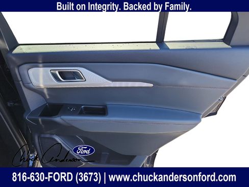 New 2026 Ford Explorer Active AWD/4WD image 30