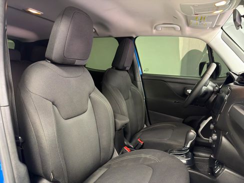 Used 2020 Jeep Renegade Sport FWD image 12