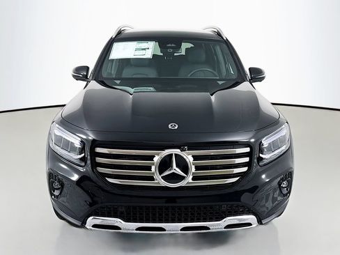 Used 2026 Mercedes-Benz GLB 250 4MATIC image 6