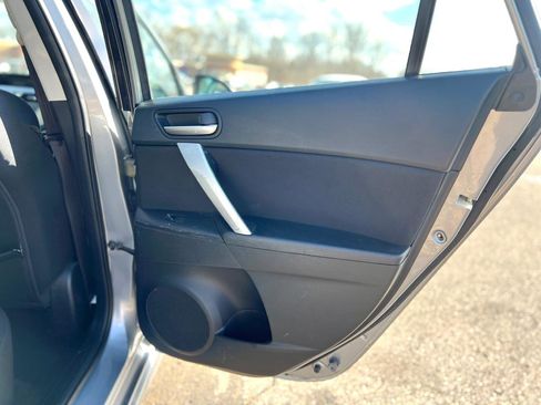 Used 2012 MAZDA MAZDA3 s Touring image 34