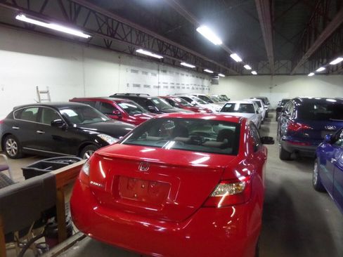 Used 2007 Mitsubishi Galant ES image 33
