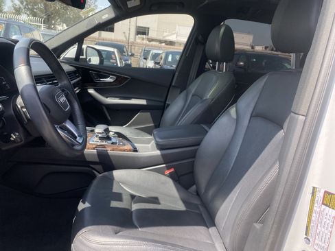 Used 2019 Audi Q7 3.0T Premium Plus w/ Premium Plus Package AWD/4WD image 12
