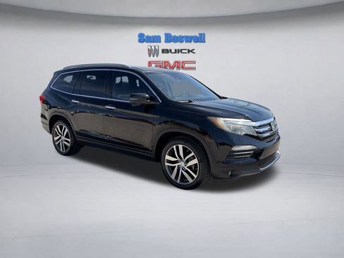 Used 2016 Honda Pilot Touring image 2
