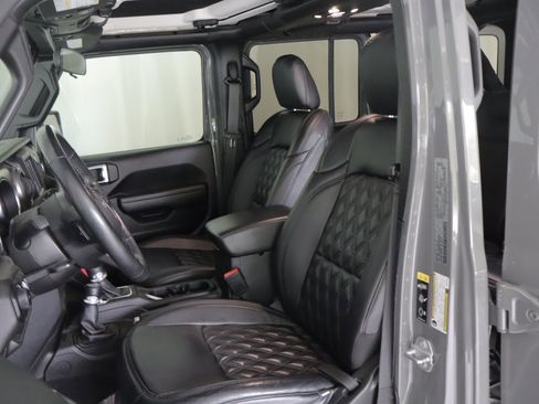 Used 2021 Jeep Wrangler Unlimited Sport AWD/4WD image 7