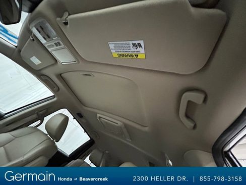 Used 2016 Honda Odyssey Touring Elite image 27